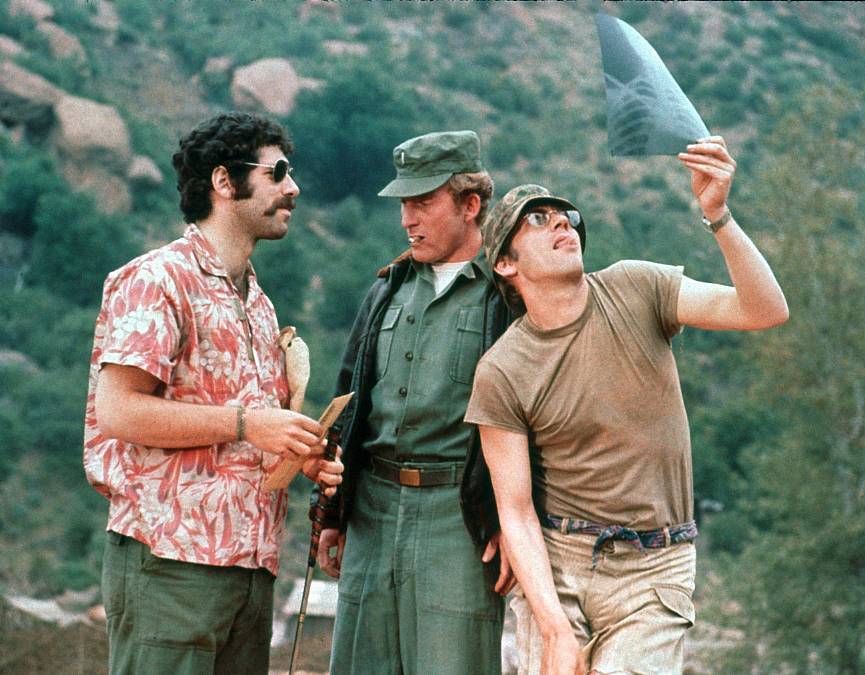 (7.9.) Není M*A*S*H jako M*A*S*H. Film z roku 1970 působí trochu zmateně. Kde je oblíbené osazenstvo polní nemocnice?