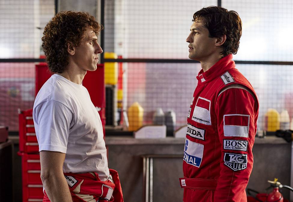 Novou dramatickou minisérií Senna připomene Netflix 30. výročí od tragédie na okruhu F1