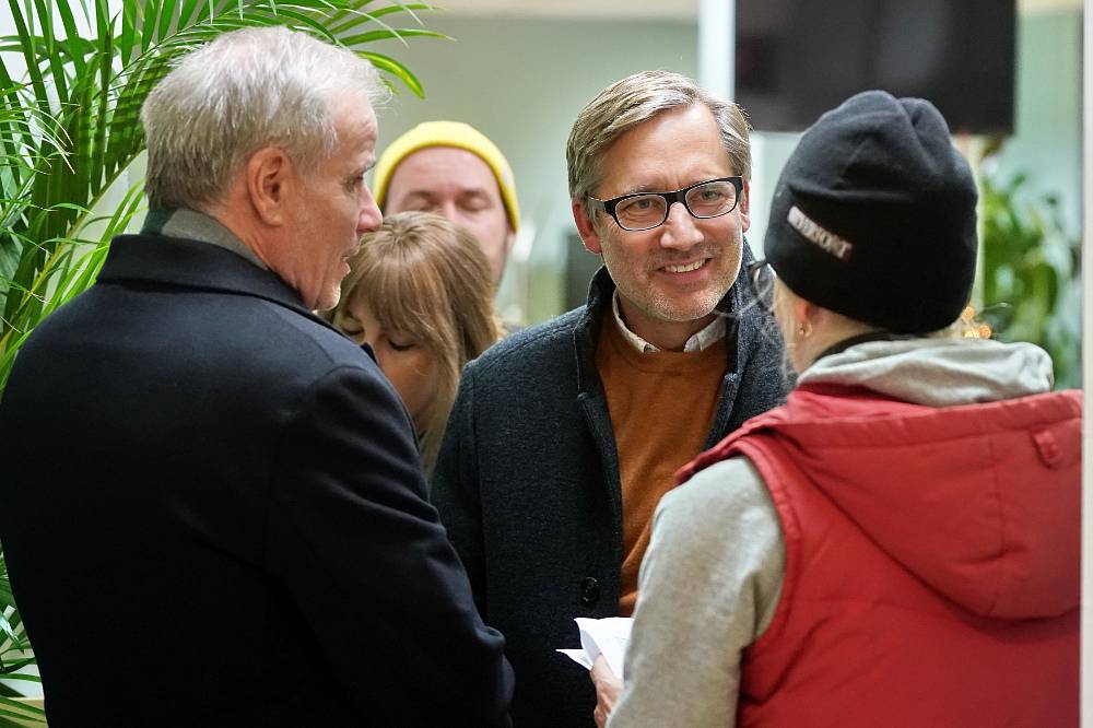 Jak snadno se dají lidé zmanipulovat. Minisérie Noční operatér představí Lukáše Vaculíka v roli podezřelého vraha