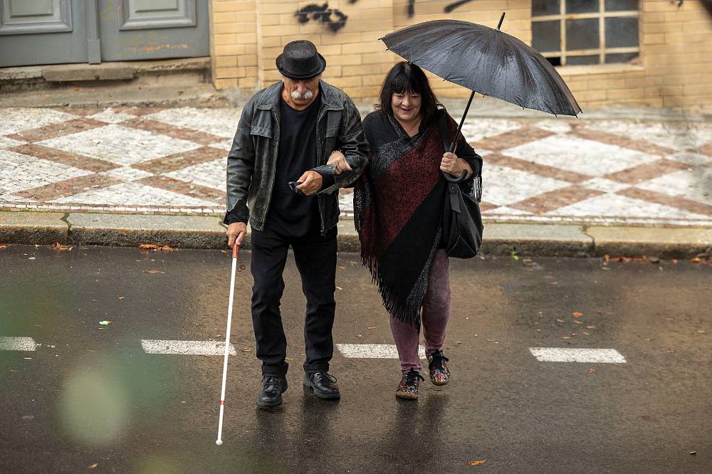 Jedna rodina: Koně chtějí lásku a Vilda chce být otcem