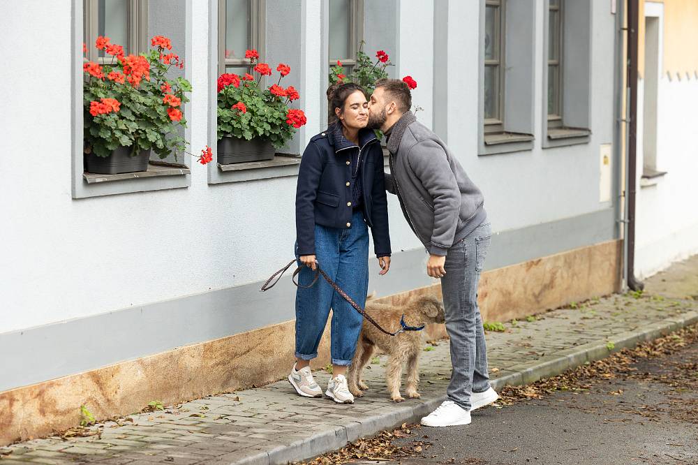 Jedna rodina: Vilda je v opojení z potvrzení otcovství, jenže máma Marušky chce zpětně alimenty