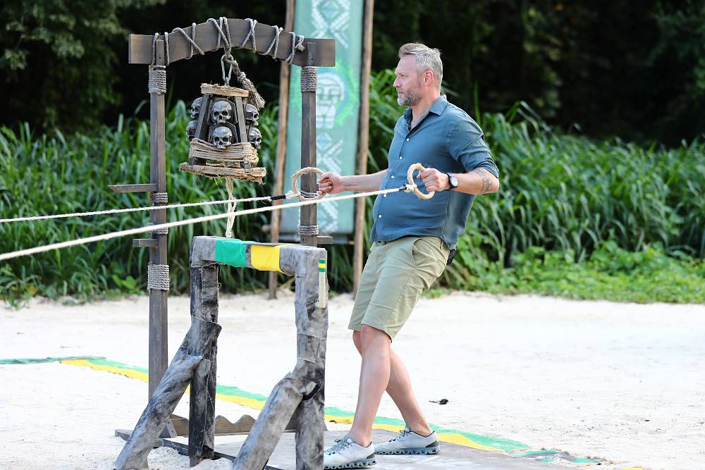 Survivor 2025: Rybářské vybavení se u Dobyvatelů moc neopotřebuje. Kluci si raději zazpívají