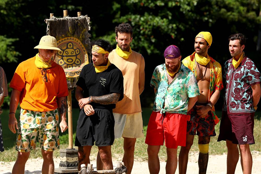 Survivor 2025: Rybářské vybavení se u Dobyvatelů moc neopotřebuje. Kluci si raději zazpívají