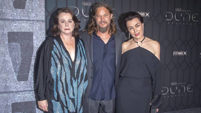 Emily Watson, Travis Fimmel, Olivia Williams