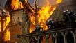 Film týdne: Notre-Dame v plamenech připomene zkázu stavby, u které na povzbuzení lidé zpívali hasičům