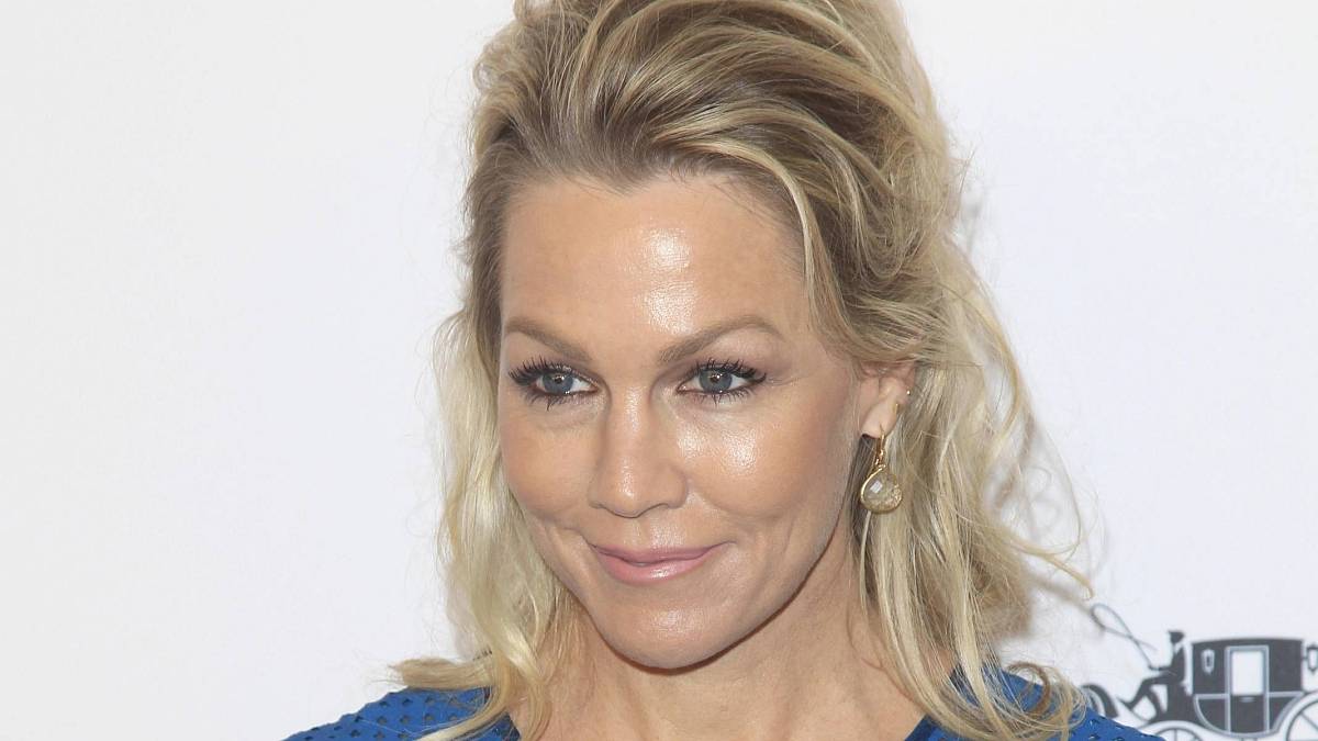 Bydlení Jennie Garth, krásky Kelly ze seriálu Beverly Hills 90210, ohrožují rozsáhlé požáry