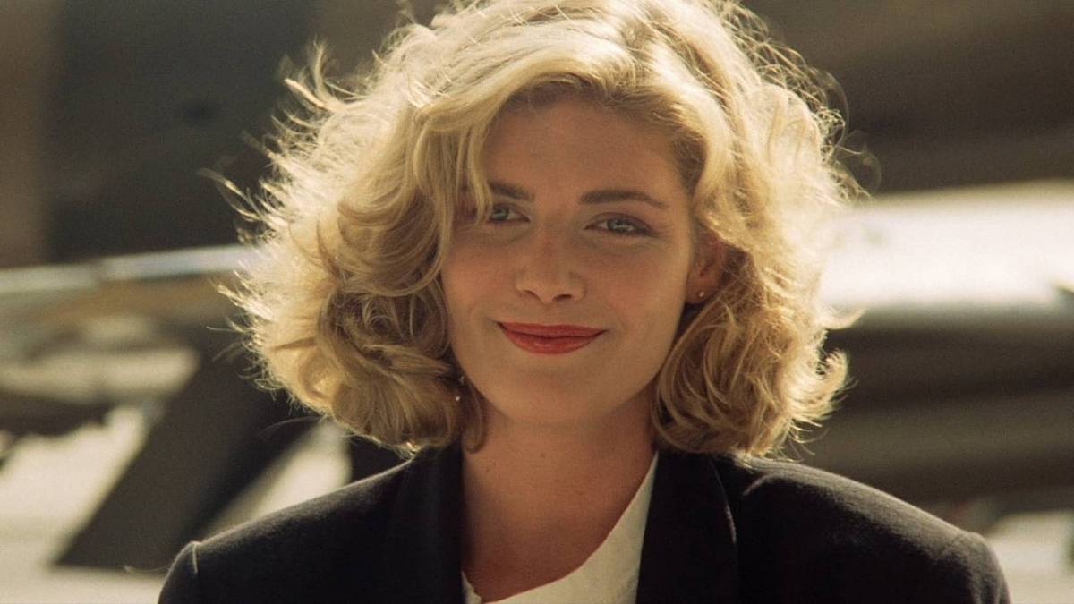 Co se stalo s instruktorkou z Top Gunu: 2 manželství hodila Kelly McGillis za hlavu a začala randit se ženami