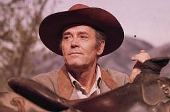 Cizinec na útěku: Henry Fonda jako lovná zvěř v televizním westernu, který by obstál i na velkém plátně