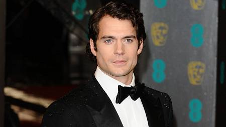 Proč by měl být Henry Cavill nový James Bond